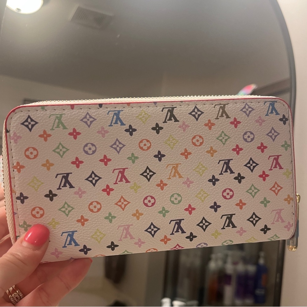 Luxury Designer Multicolor Zippy Women's Wallet